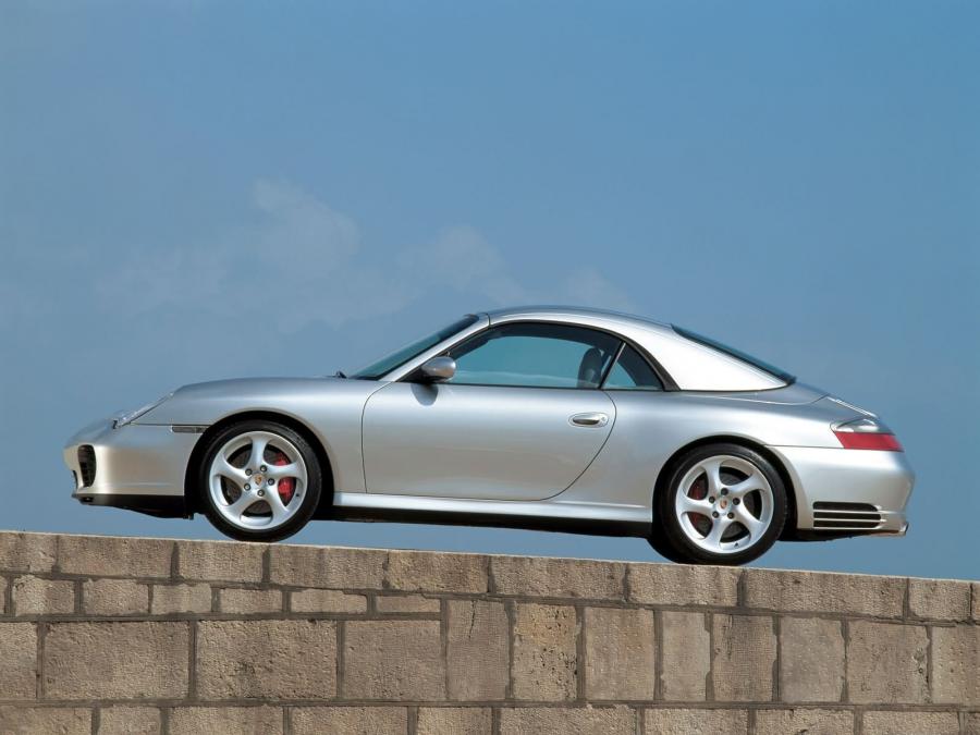  Porsche 911 Carrera 4S Cabriolet 2004 года  (фото 7 из 15)